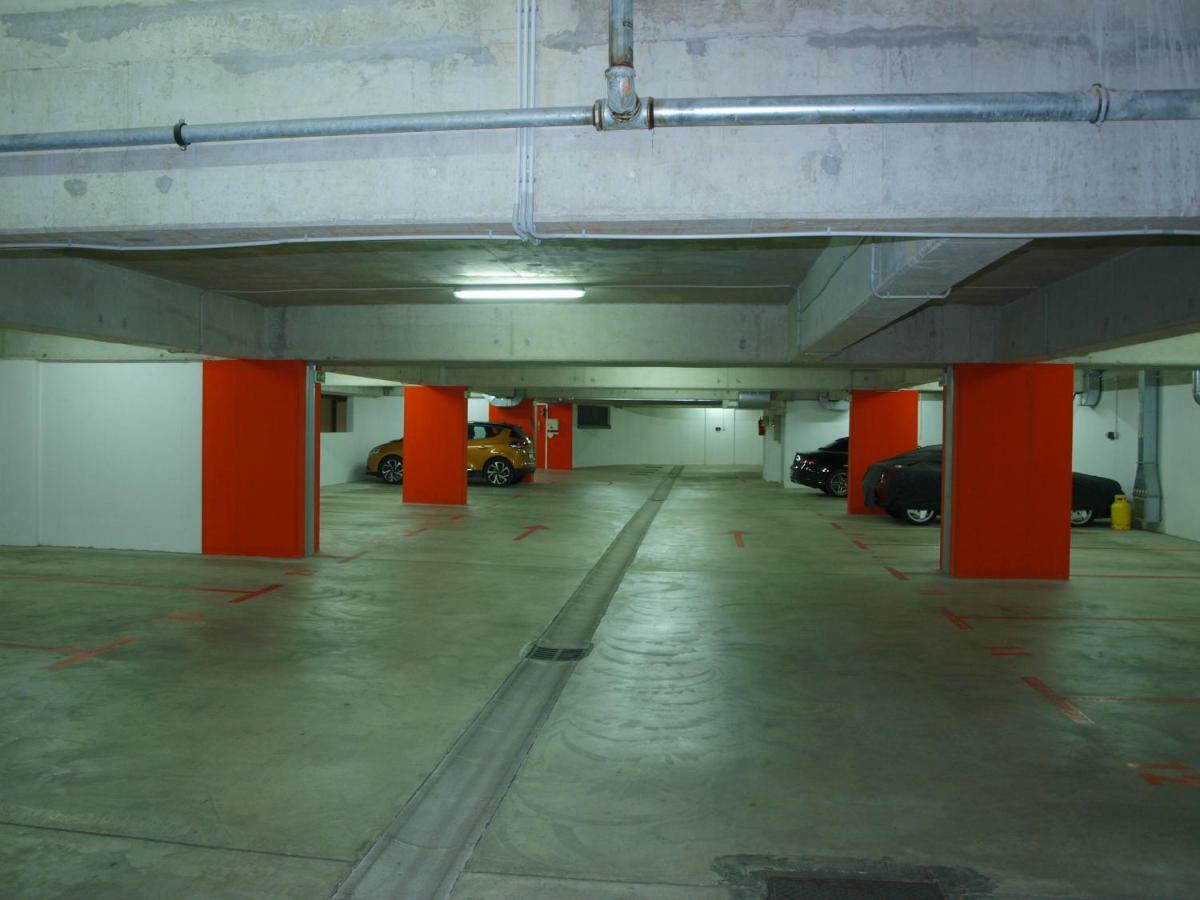 Lucia Exclusive With Parking In The Garage Apartment Porec Exterior photo